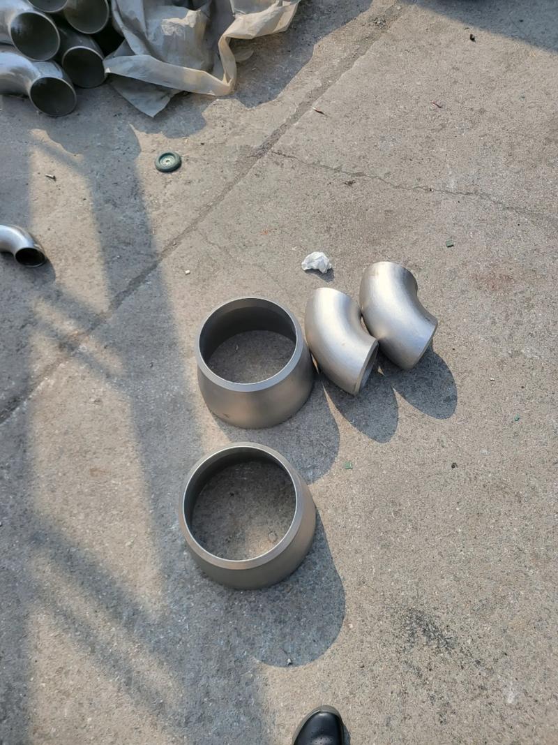 无缝三通：连接未来